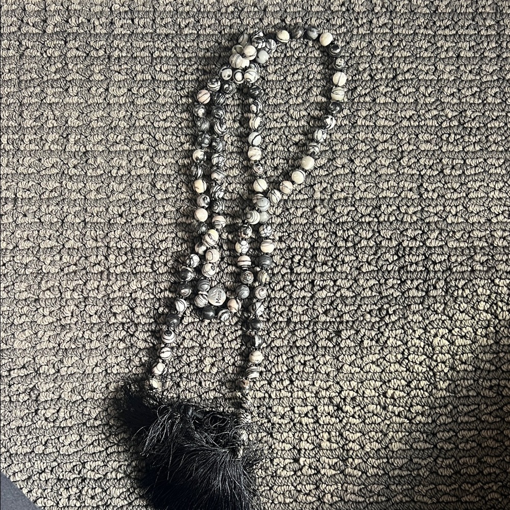 MeruBeads Premium Mala Bead Necklace Black Veined Jasoer